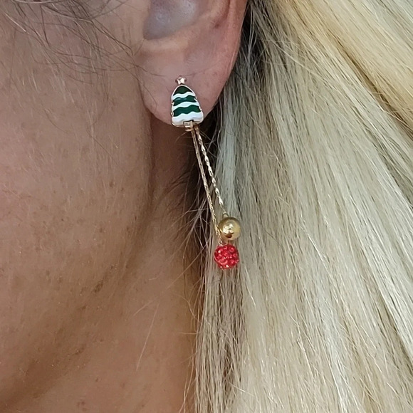 ADORABLE FRONT/BACK SANTA EARRINGS - Picture 5 of 8